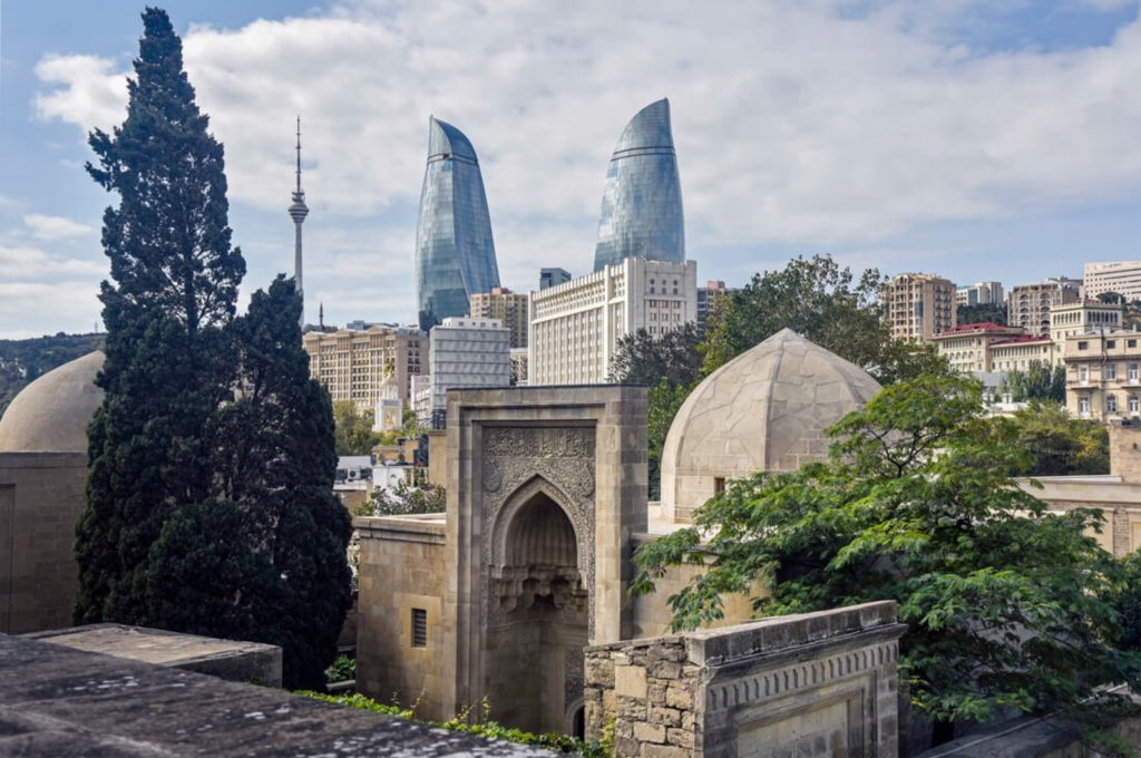 باکو، شهری زیبا در ساحل خزر