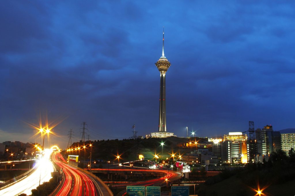 برج میلاد تهران؛ همه‌ چیز درباره‌ نماد تهران