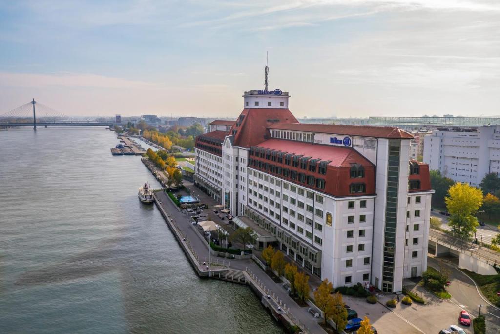 Hilton Vienna Danube Waterfront